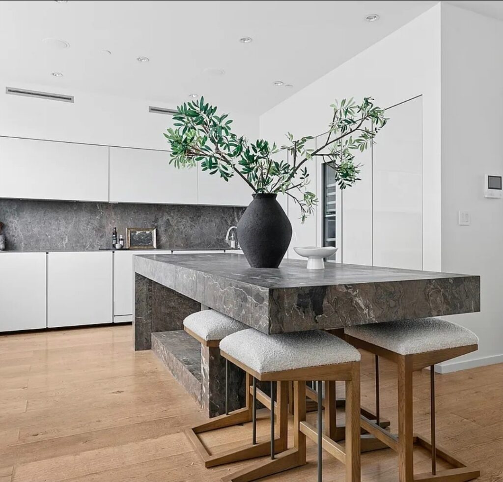 Addressing Mold and Mildew on Stone Surfaces
